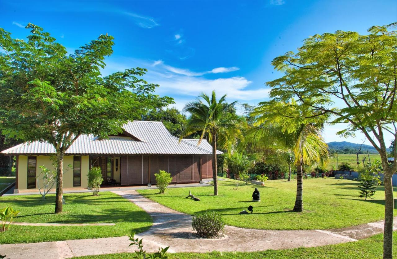 Villa Kelapa Langkawi Kuah Exterior photo